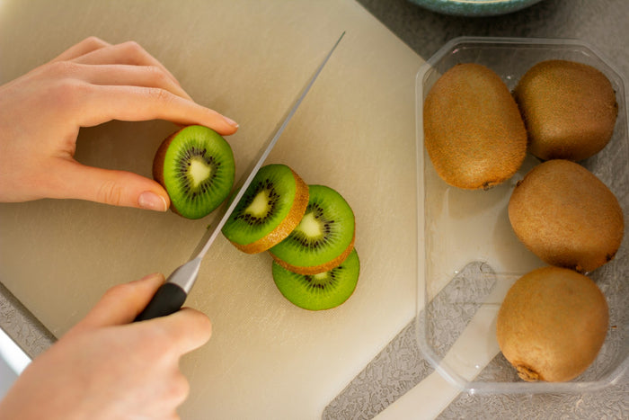 ¿Es seguro el kiwi para los peludos? descúbrelo aquí - Pets Table